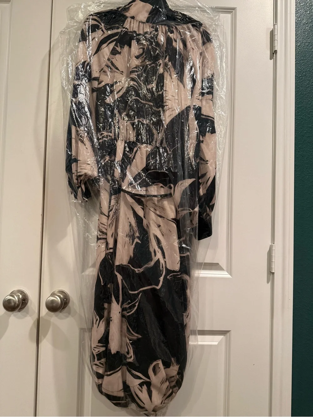 Donna Karan Black and Cream Floral Midi Dress SIZE 14 - Picture 8 of 8